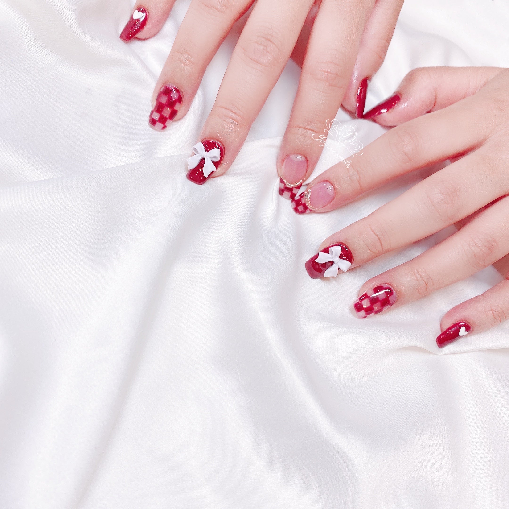 Japanese gel red checkerboard with cute ribbon design
