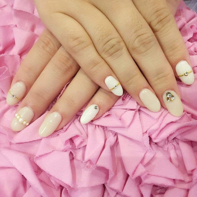 Pearl white Japanese nail design
