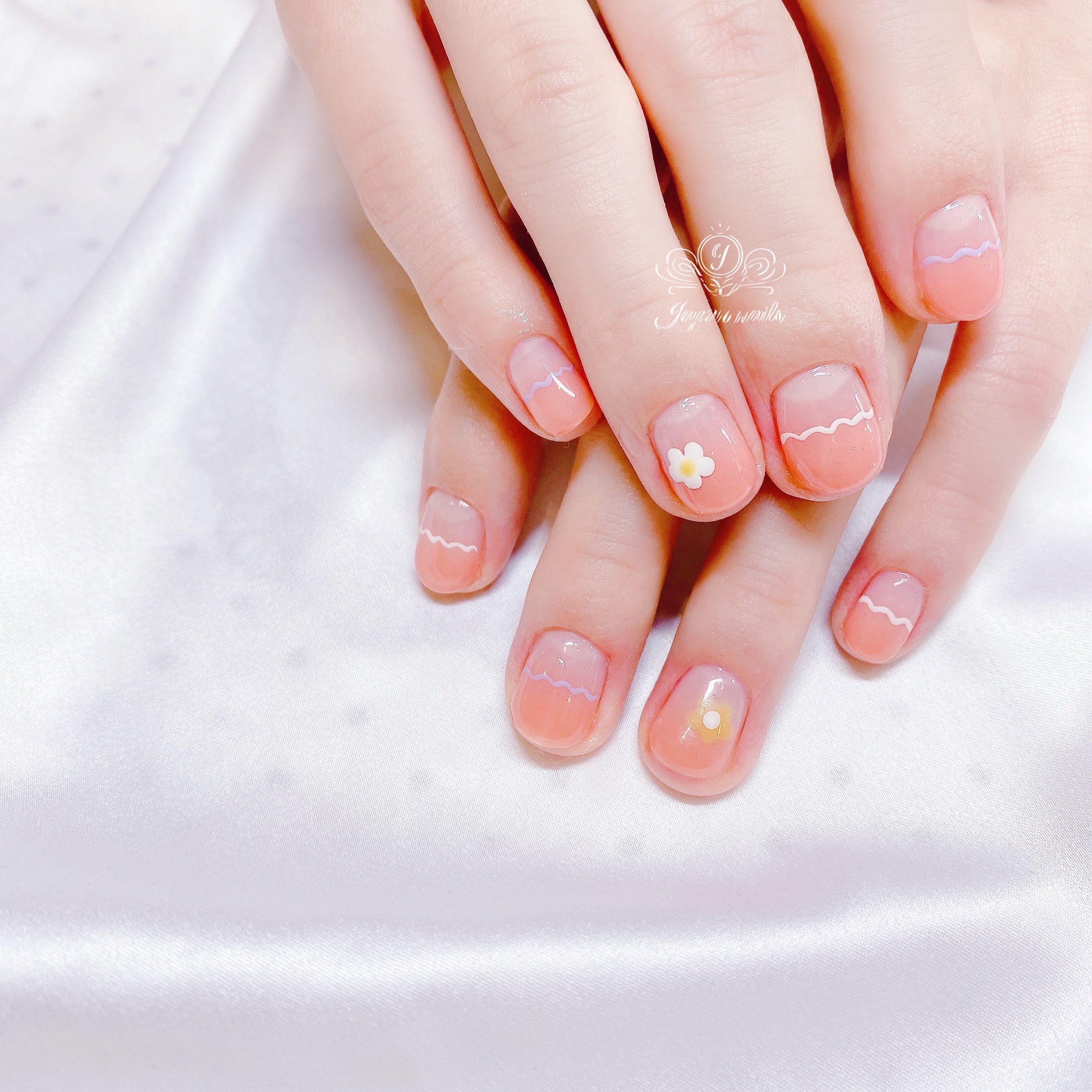 12 International Nail Trends You Need to Know About | Who What Wear